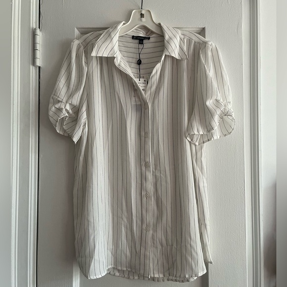 Adrianna Papell Tops - Adrianna Papell off white button down blouse w/ black dotted stripes. Brand new.